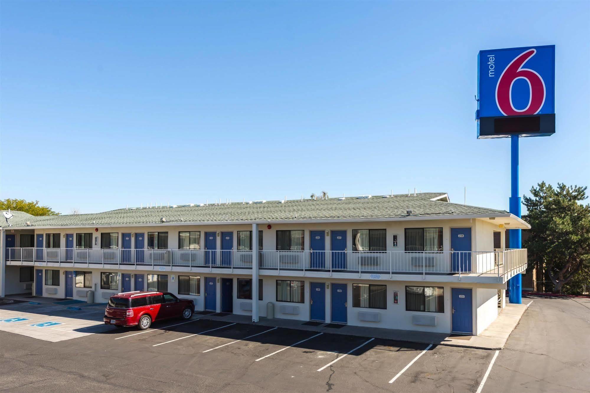 Motel 6-Reno, Nv - West מראה חיצוני תמונה