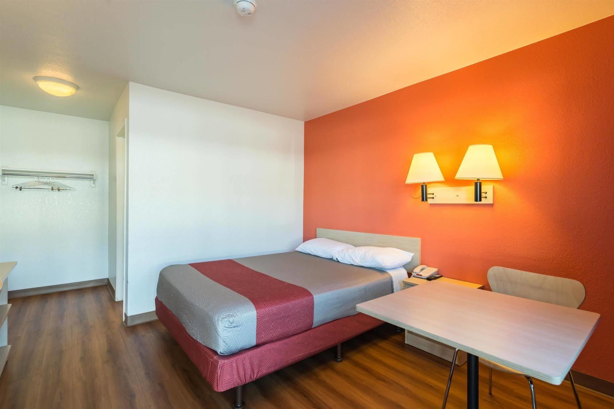 Motel 6-Reno, Nv - West מראה חיצוני תמונה