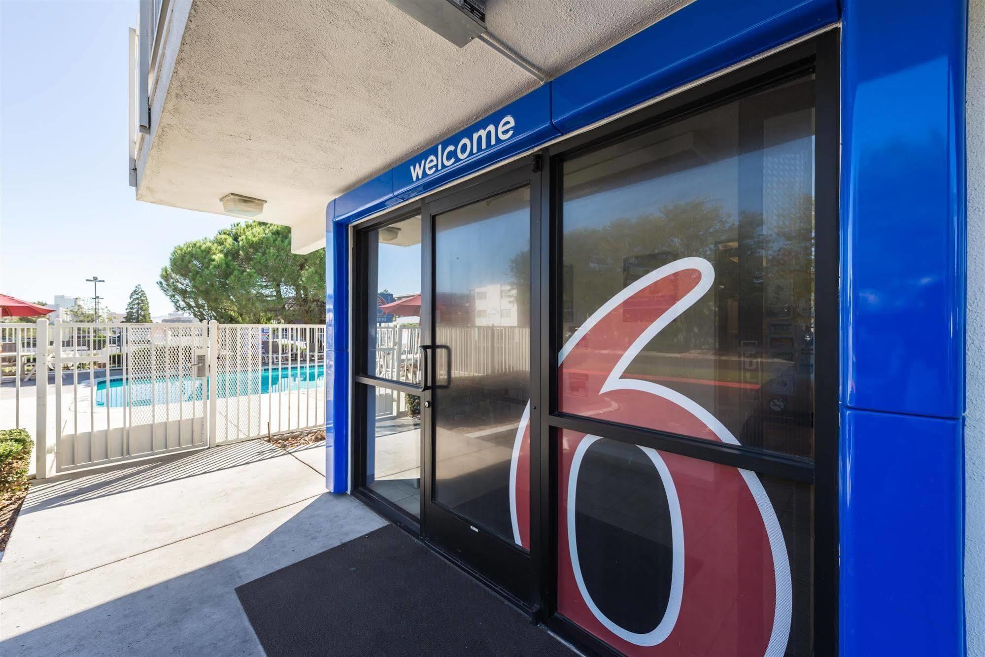 Motel 6-Reno, Nv - West מראה חיצוני תמונה