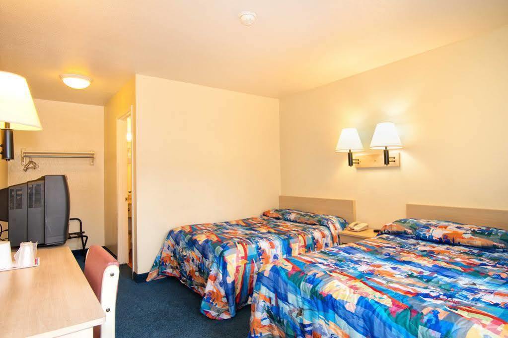 Motel 6-Reno, Nv - West מראה חיצוני תמונה